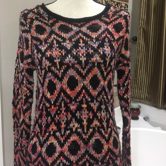 Jessica Simpson Sweater - Picture 7 of 8